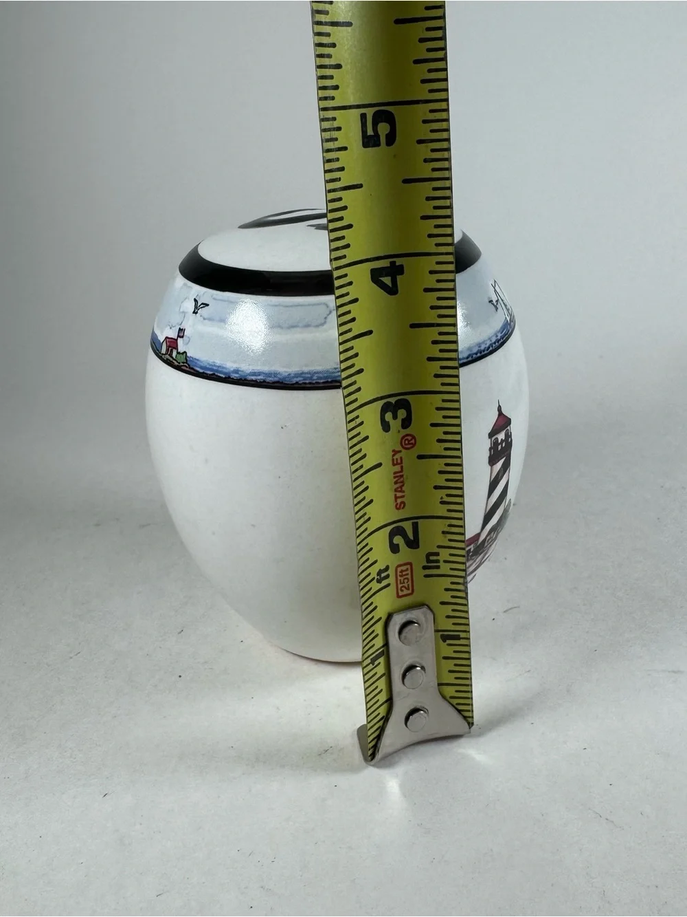 Totally Today Coastal Lighthouse Nautical Salt Pepper Shakers 4